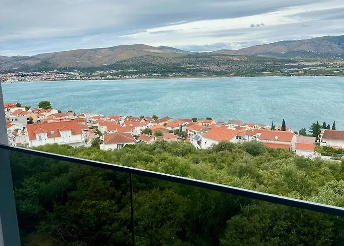 Padre Dante Free Parking And Starlink High Speed Internet * Traù