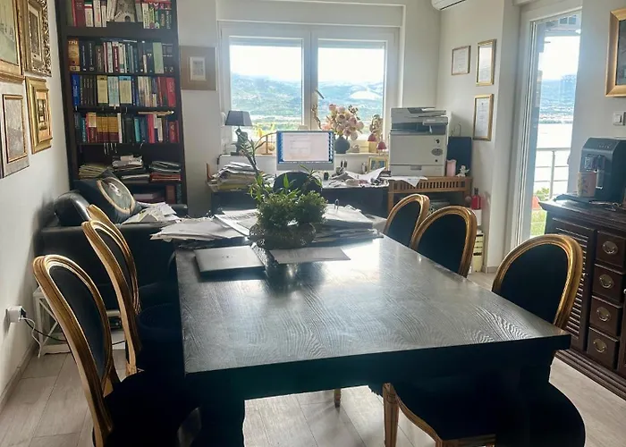 Padre Dante Free Parking And Starlink High Speed Internet *