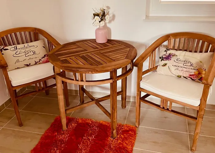 Padre Dante Free Parking And Starlink High Speed Internet Traù