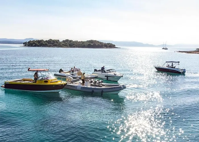 Appartamento Padre Dante Free Parking And Starlink High Speed Internet Traù