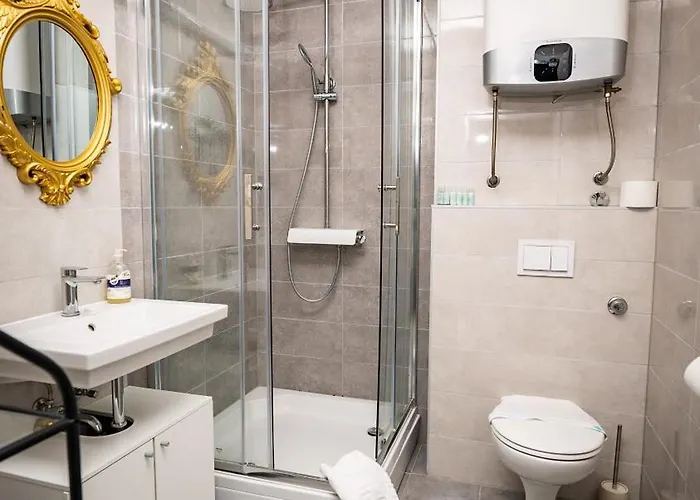 Padre Dante Free Parking And Starlink High Speed Internet * Traù