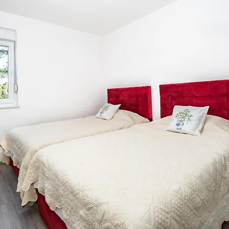 Padre Dante Free Parking Appartement *