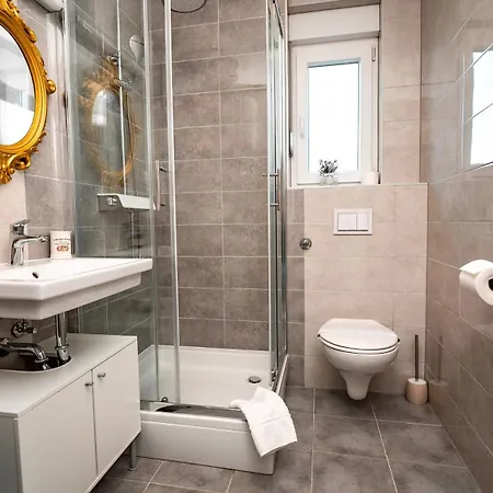 Padre Dante Free Parking Appartement Trogir